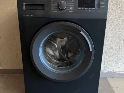 Стиральная машина beko, узкая. Работает отлично.