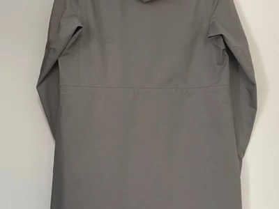 Плащ UNIQLO BlockTech