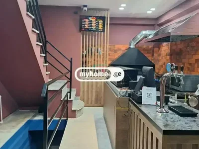Коммерческое помещение. Варкетили
