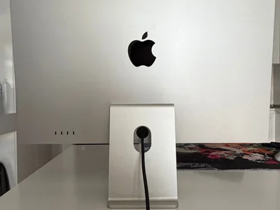 Монитор Apple Studio Display