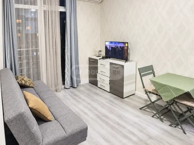 2-комнатная квартира в районе Багратиони