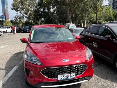 Автомобиль Ford Escape SE AWD
