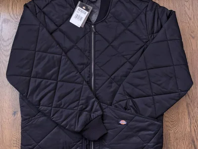 Черная куртка бомбер Dickies L