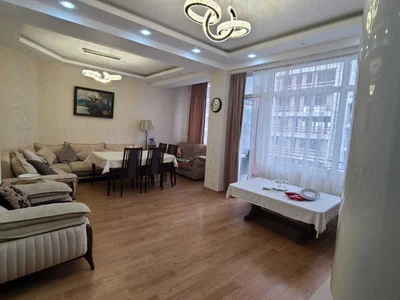 Паркинг на ქეთევან წამებულის გამზირი 300 Avlabari