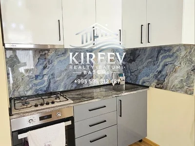 1+1, 60 м², ул. Аслана Абашидзе 10, $450