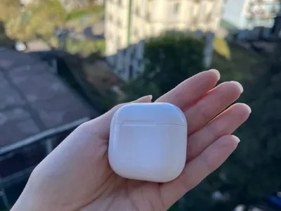 AirPods 4 с шумоподавлением