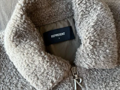 Куртка Represent