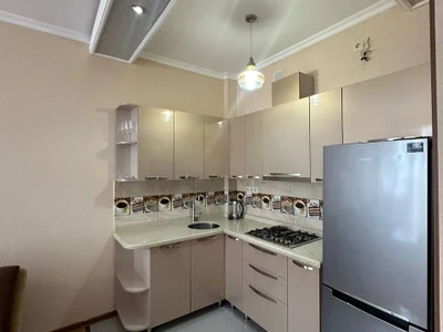 Квартиру 2+1 по улице Пиросмани,1а