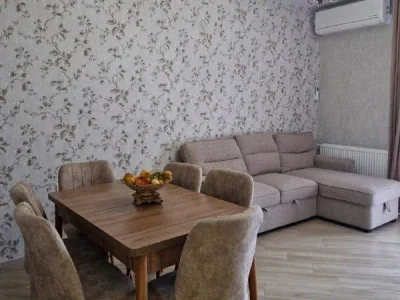 Новую квартиру, 2 спальни, $800