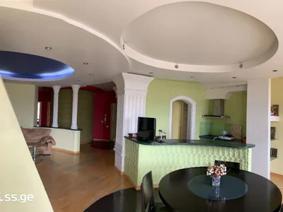 Коммерческое помещение на m. aleksidze st. 1 Saburtalo