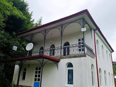 4+1 в Капрешуми, $1200