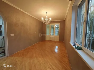 5-комнатная квартира в Тбилиси
