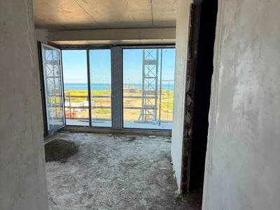 2-комнатная квартира 54 м², первая линия, Цихисдзири