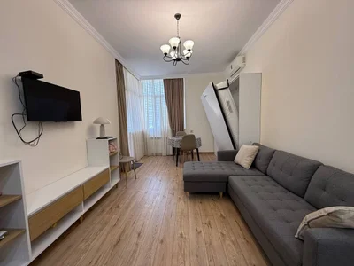 2-комнатную квартиру на Инсаридзе 16А, $550
