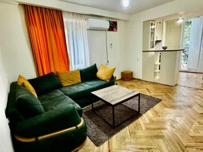 Улица Петре Кавтарадзе, 47: 2-комнатная, 50.0 м²