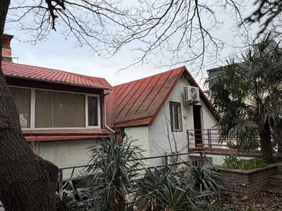 6 room Private House For Sale. Vake