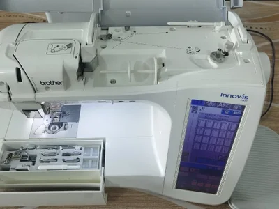 Швейная вышивальная машина Brother NV 4000