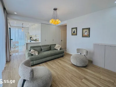 5 room Flat For Sale. Ortachala