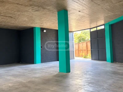 Складское коммерческое помещение в районе Старого Батуми