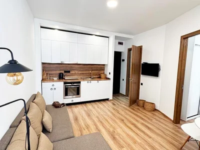 1+1 рядом с парком 6 Мая, $500