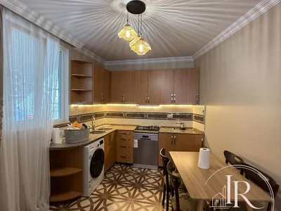 Квартиру 2+1 по улице Ангиса,2