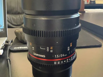 Кинообъектив Samyang 24mm T1.5 VDSLR для Sony