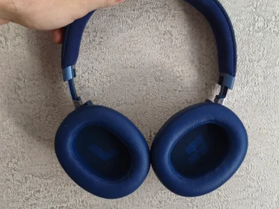 Наушники JBL LIVE770