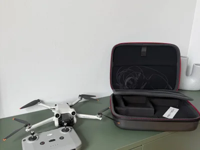 Квадрокоптер DJI Mini 3 Pro с кейсом и картой памяти