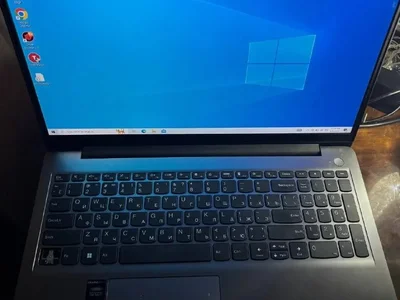 Ноутбук Lenovo IdeaPad 3 i3-1215U