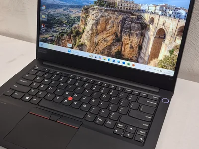 Ноутбук Lenovo ThinkPad E14
