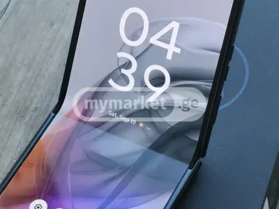 Мобильный телефон Motorola