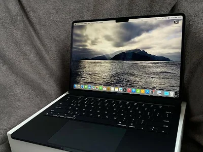 MacBook Air 15 M4 256GB/16GB