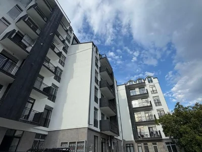 3-комнатная квартира в Тбилиси