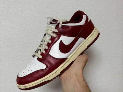 Кроссовки Nike