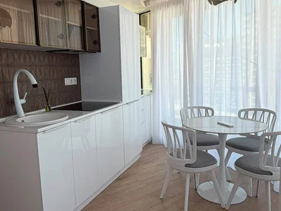 3-комнатная квартира с ремонтом, Новый Бульвар, $130,000
