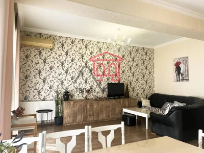 3-комнатная квартира в Сабуртало, 130 м², $1200
