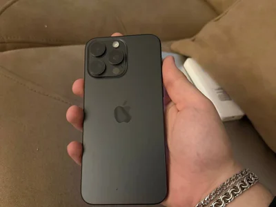 iPhone 15 Pro Max 1TB Black Titanium