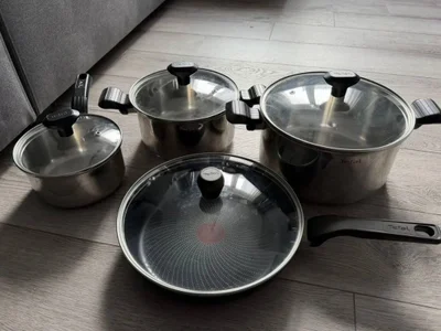 Набор кастрюль и сковородок Tefal