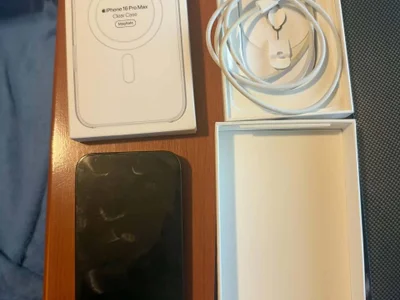iPhone 16 Pro Max