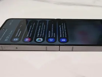 Samsung Galaxy Z Flip 6