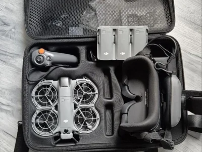 DJI Neo Motion Fly More Combo + дрон на запчасти и кейс