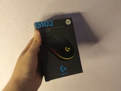 Logitech g102.