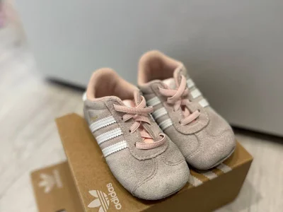Детские кроссовки Adidas Gazelle размер 21