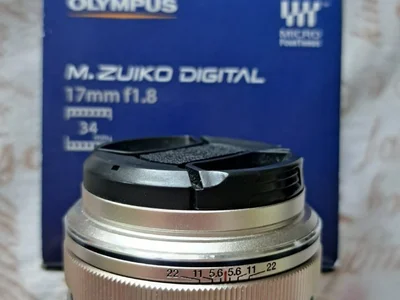 Объектив Olympus M.Zuiko Digital 17mm f/1.8
