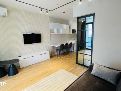 Студия 40 кв.м на ул. Качинских 15, $500