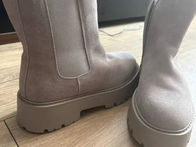 Женские сапоги
