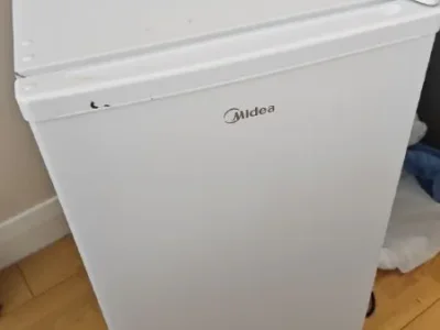 Холодильник Midea