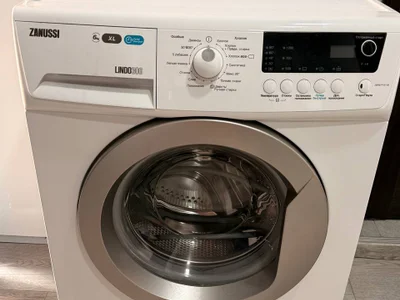 **Стиральная машина Zanussi Lindo**