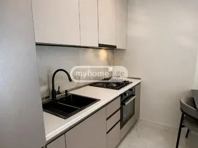 3 room Flat For Rent. Isani