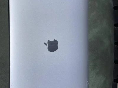 MacBook